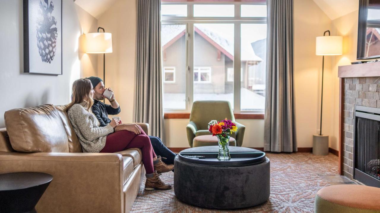 Blackstone Mountain Lodge By Clique Канмор Экстерьер фото